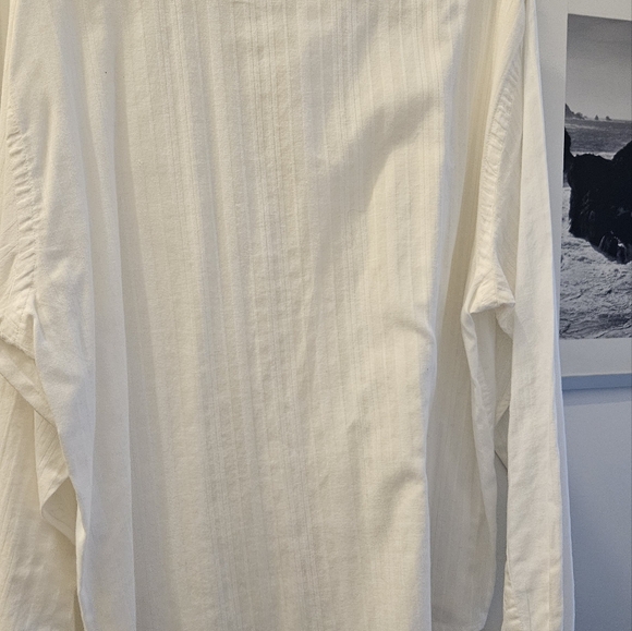 Unique white shirt - Picture 4 of 6